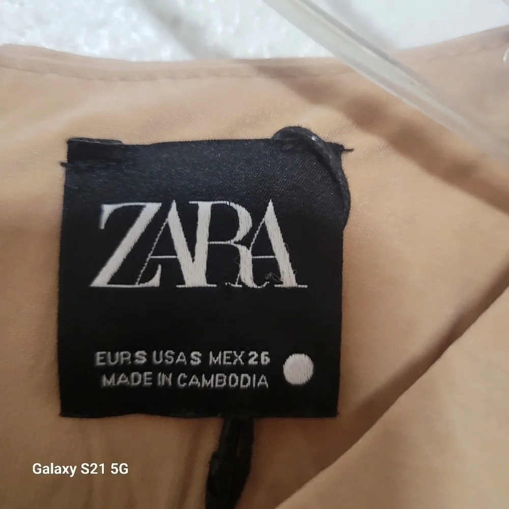 NWT Zara crinkle balloon sleeve top size  small